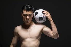 【头条】阿莱斯·奥帕特尔尼主场登顶环球马术冠军赛布拉格季后赛1.45米争时赛